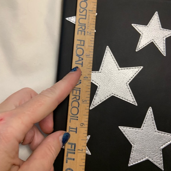 🦩New black leatherette soft cover journal with silver stars and lined pa… - Picture 4 of 5
